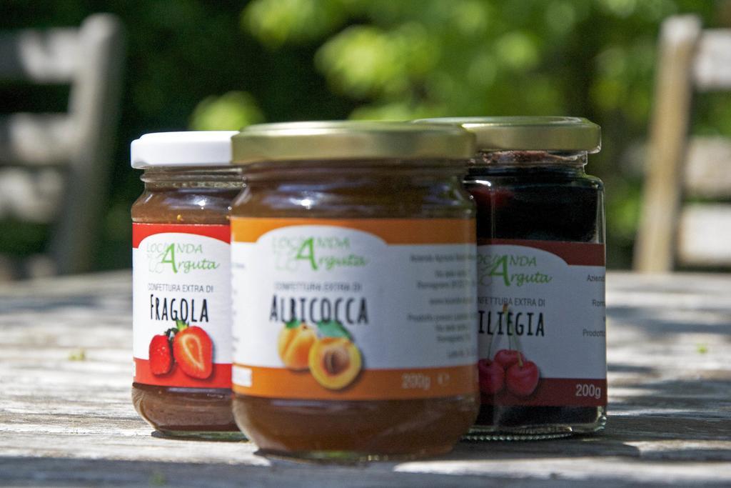 Agriturismo Locanda De L'Arguta Trento Luaran gambar
